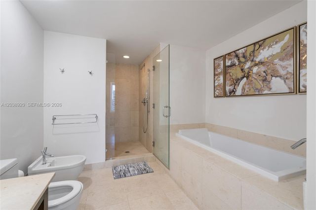 475 Brickell Ave 4315, Miami, FL 33131
