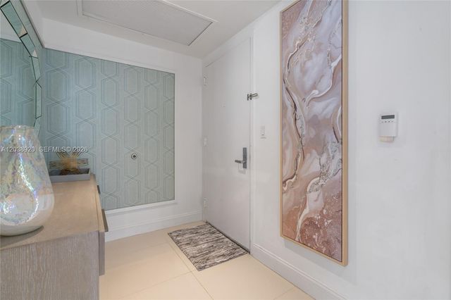 475 Brickell Ave 4315, Miami, FL 33131