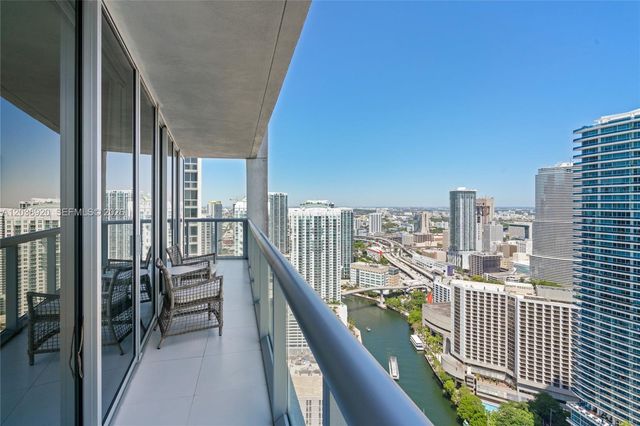 475 Brickell Ave 4315, Miami, FL 33131