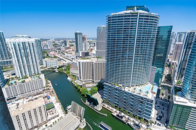 475 Brickell Ave 4315, Miami, FL 33131