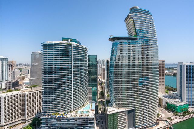 475 Brickell Ave 4315, Miami, FL 33131