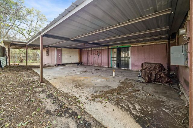 5930 Guadalupe Street, Houston, TX 77016