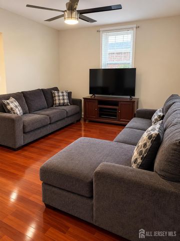 118 3rd Street, Dunellen, NJ 08812
