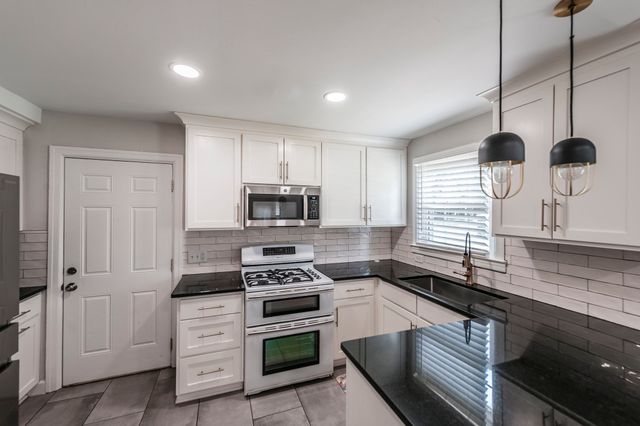 2942 Primrose Cir, Nashville, TN 37212