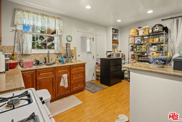 6732 W 86th Place, Los Angeles, CA 90045