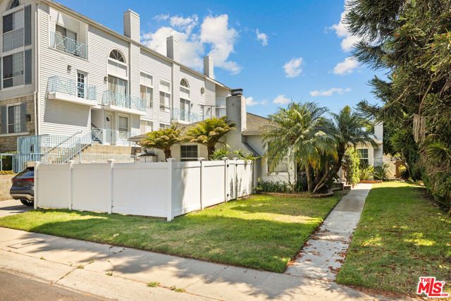6732 W 86th Place, Los Angeles, CA 90045