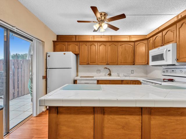 2895 SW 22nd Circle 45B, Delray Beach, FL 33445