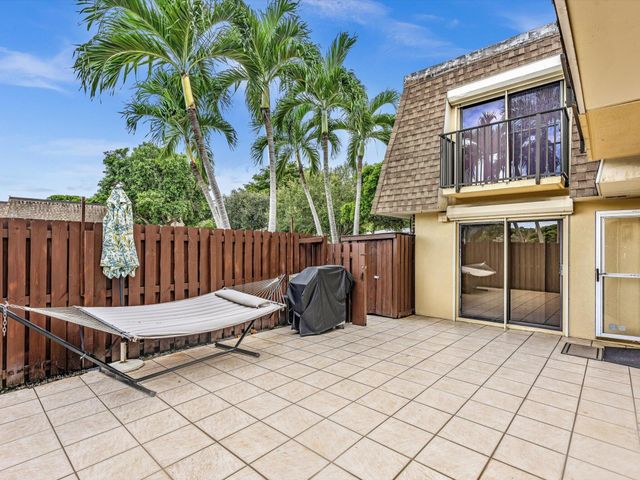 2895 SW 22nd Circle 45B, Delray Beach, FL 33445