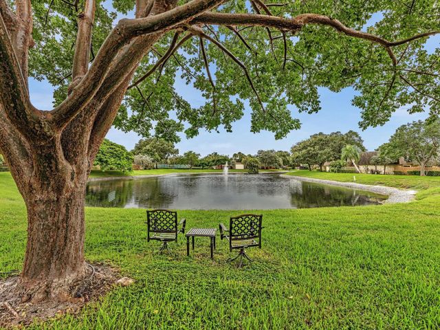 2895 SW 22nd Circle 45B, Delray Beach, FL 33445