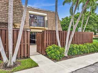 2895 SW 22nd Circle 45B, Delray Beach, FL 33445