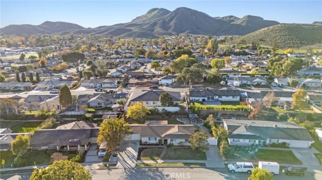 723 Gerst Drive, Newbury Park, CA 91320