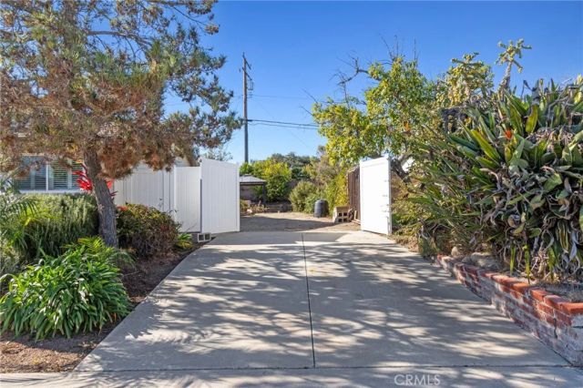 723 Gerst Drive, Newbury Park, CA 91320