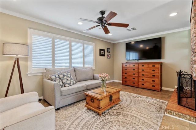 723 Gerst Drive, Newbury Park, CA 91320