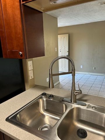 2309 Woodmont Trail, Fort Worth, TX 76133