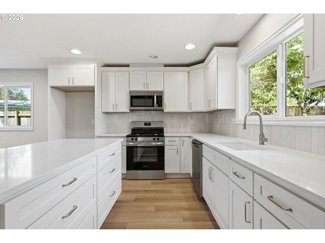 30930 Sw MAGNOLIA Ave, Wilsonville, OR 97070