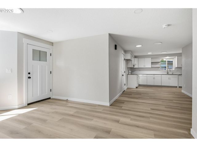 30930 Sw MAGNOLIA Ave, Wilsonville, OR 97070
