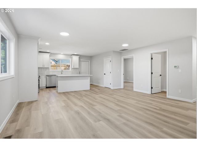 30930 Sw MAGNOLIA Ave, Wilsonville, OR 97070