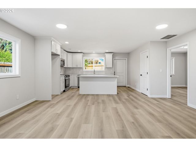 30930 Sw MAGNOLIA Ave, Wilsonville, OR 97070