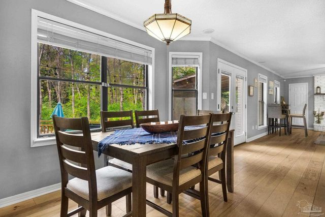 9012 Woodrun Rd, Pensacola, FL 32514