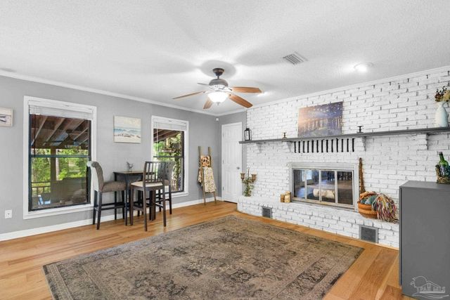 9012 Woodrun Rd, Pensacola, FL 32514