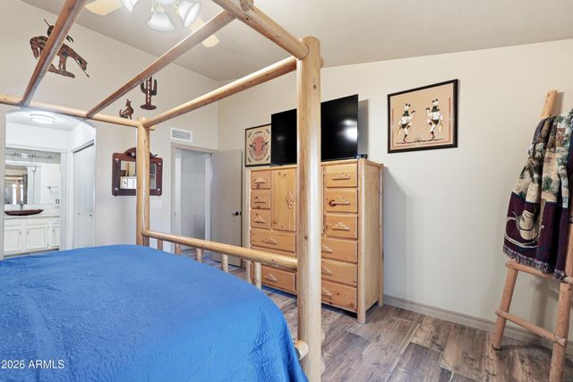 546 S 26TH Street, Mesa, AZ 85204