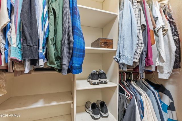 546 S 26TH Street, Mesa, AZ 85204