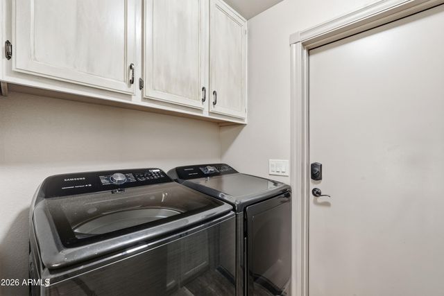 546 S 26TH Street, Mesa, AZ 85204