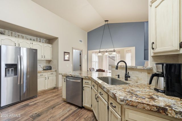 546 S 26TH Street, Mesa, AZ 85204