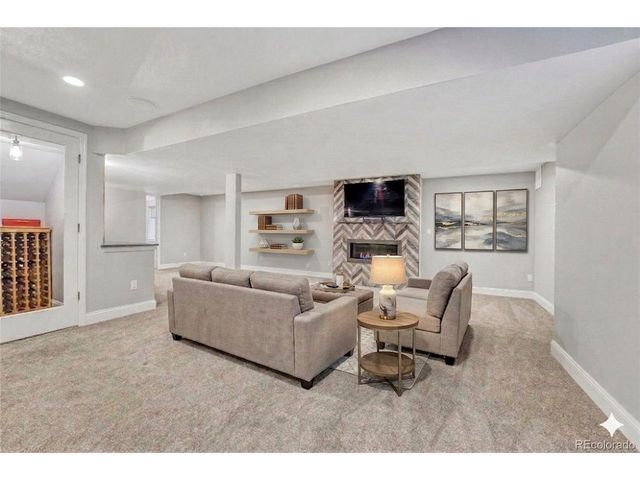 7411 Pembroke Ct, Castle Pines, CO 80108