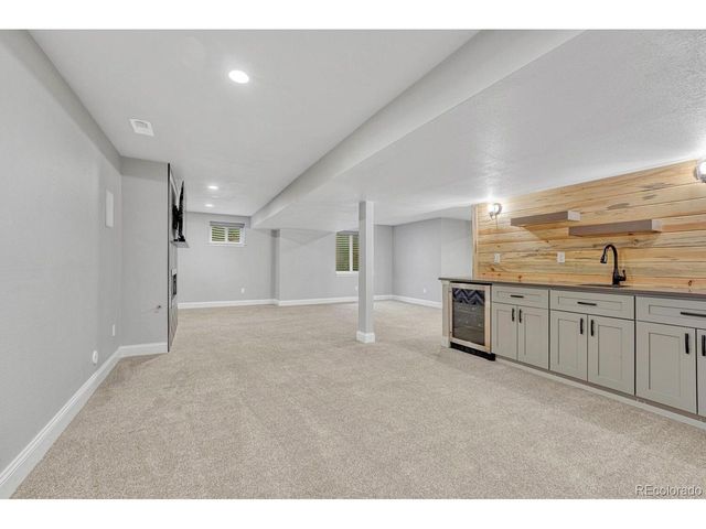 7411 Pembroke Ct, Castle Pines, CO 80108