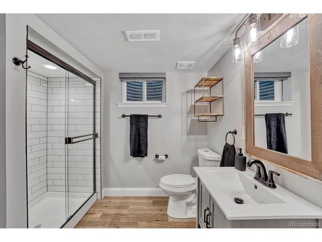 7411 Pembroke Ct, Castle Pines, CO 80108