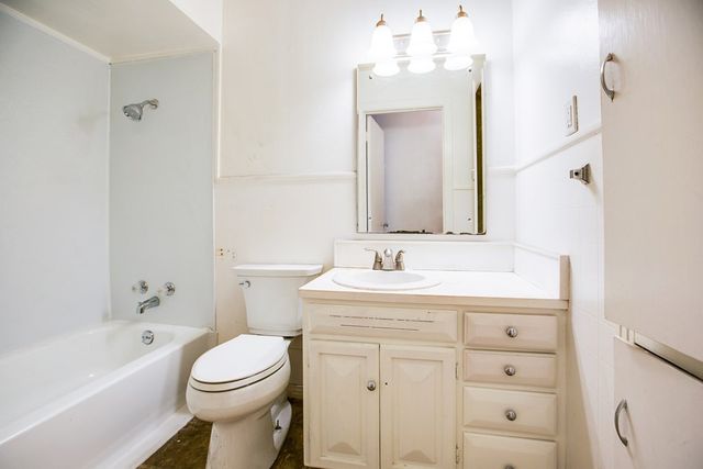 1309 5th Avenue, Ballinger, TX 76821