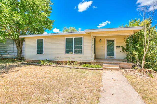 1309 5th Avenue, Ballinger, TX 76821