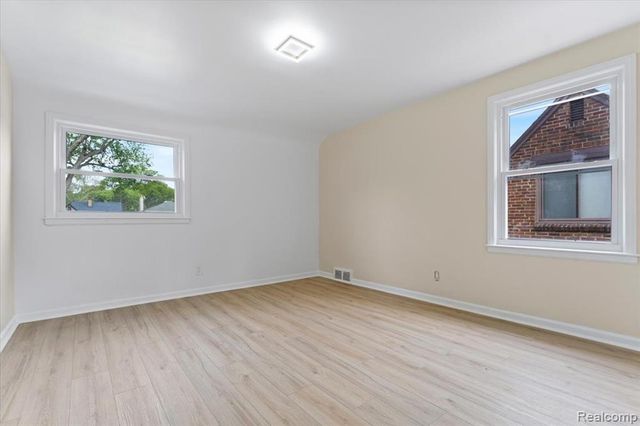 16171 Glastonbury Road, Detroit, MI 48219