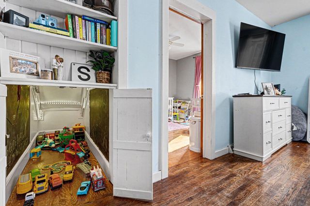 234 N Eastern Avenue, Allegan, MI 49010