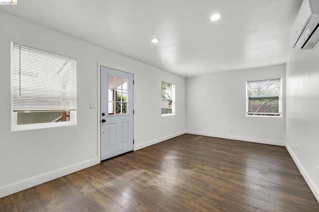 1833 108Th Ave, Oakland, CA 94603