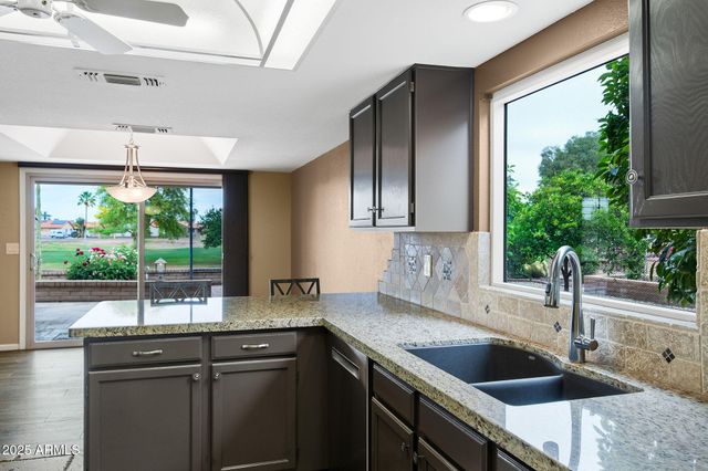 2461 LEISURE WORLD --, Mesa, AZ 85206
