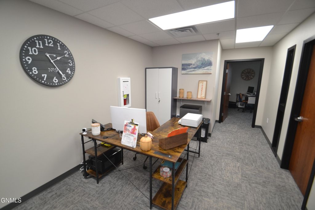 418 E Rosser Avenue, Bismarck, ND 58501 photo 7