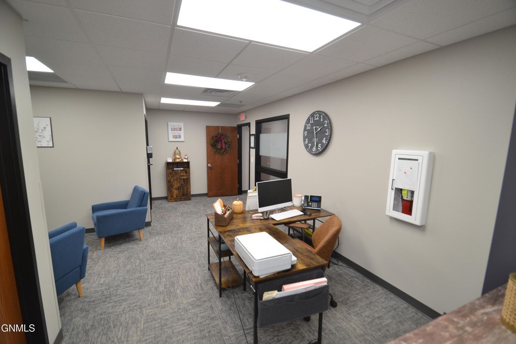 418 E Rosser Avenue, Bismarck, ND 58501 photo 9