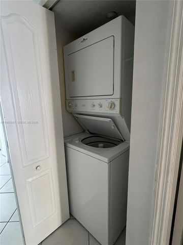 12645 SW 91st St 202, Miami, FL 33186