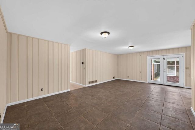 5117 Lakewood Drive, Acworth, GA 30101