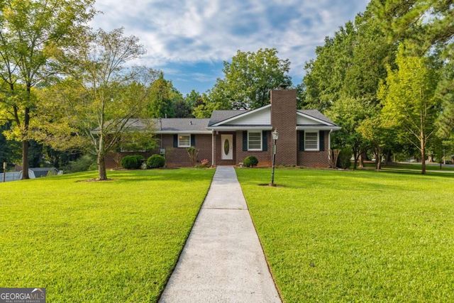 5117 Lakewood Drive, Acworth, GA 30101