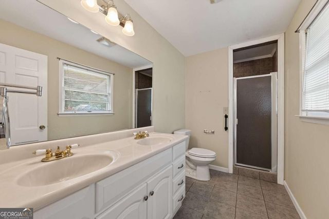 5117 Lakewood Drive, Acworth, GA 30101