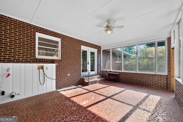 5117 Lakewood Drive, Acworth, GA 30101