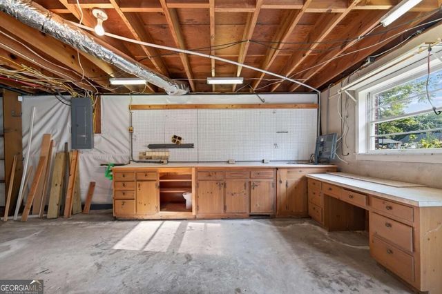 5117 Lakewood Drive, Acworth, GA 30101