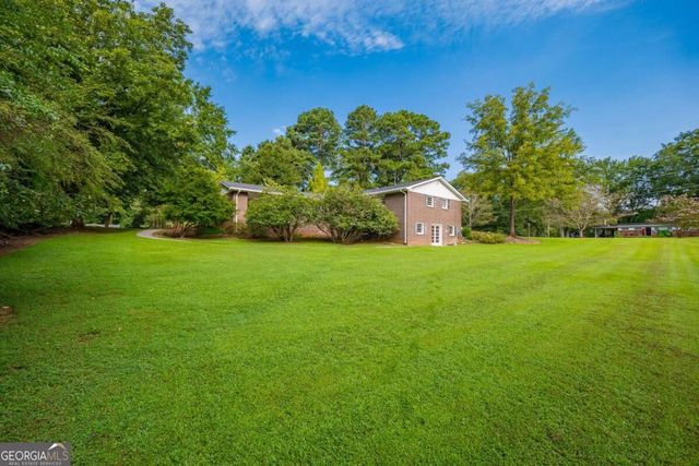 5117 Lakewood Drive, Acworth, GA 30101