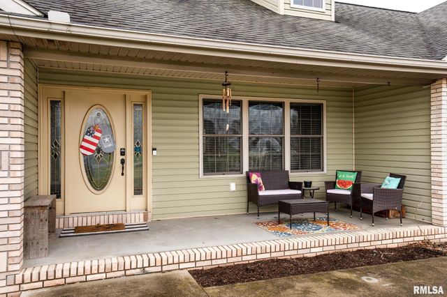 15503 Karigan Lane, Johnston City, IL 62951