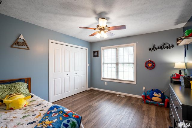 15503 Karigan Lane, Johnston City, IL 62951