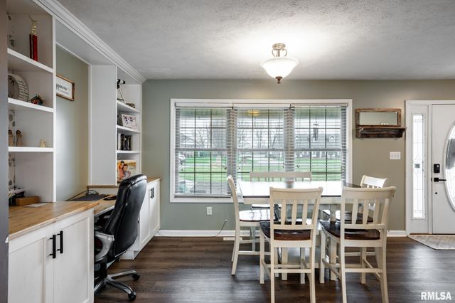 15503 Karigan Lane, Johnston City, IL 62951