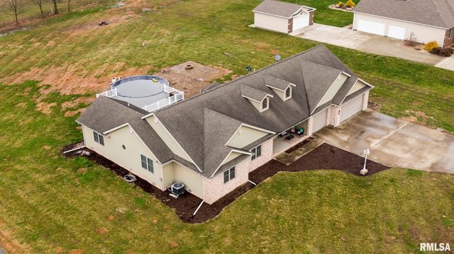 15503 Karigan Lane, Johnston City, IL 62951